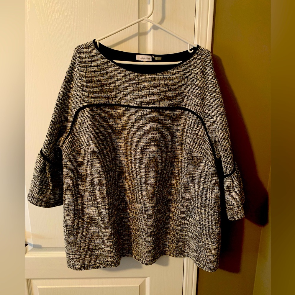 Plus Size Black and Tweed Like Tunic with Bell Sleeves
